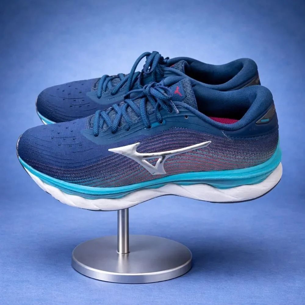 Women's Mizuno Wave Sky 5 Legion Blue Silver Running Shoes 7.5